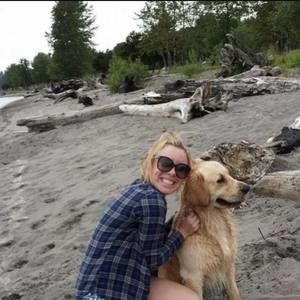 Meet your Posher, Alicia